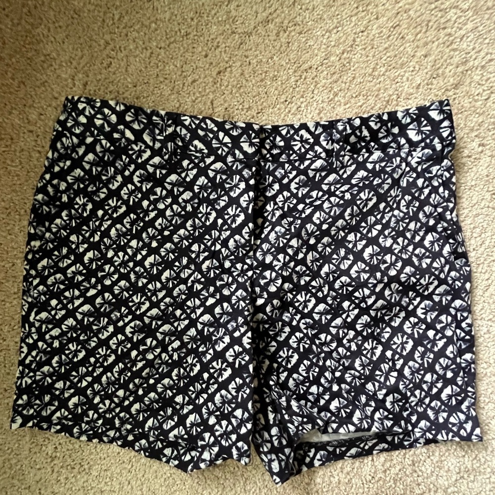 Michael Kors chino shorts, pattern